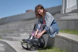 fit-legs-in-kangoo-jumping-shoes-womanpreparing-for-kangoo-jumping-training-qlj4qk4b5rfn6y3od2b8g88yp37b96x5zdiqdm3c9c.webp